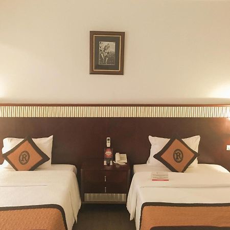 Royal Villas Halong Ha Long Buitenkant foto